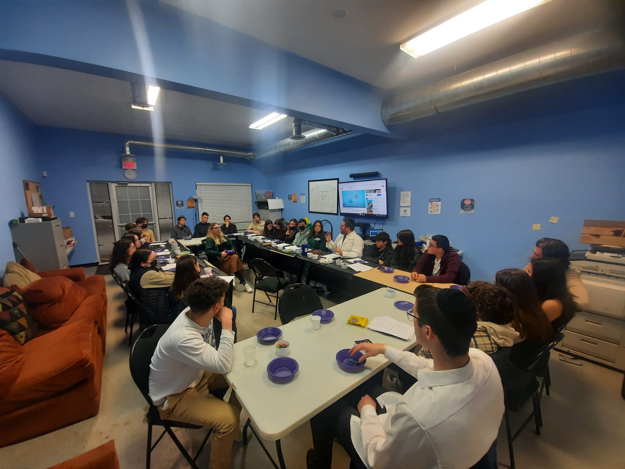 Ottowa NCSY Pre Pesach Seder with Shevet Glauabach Fellows