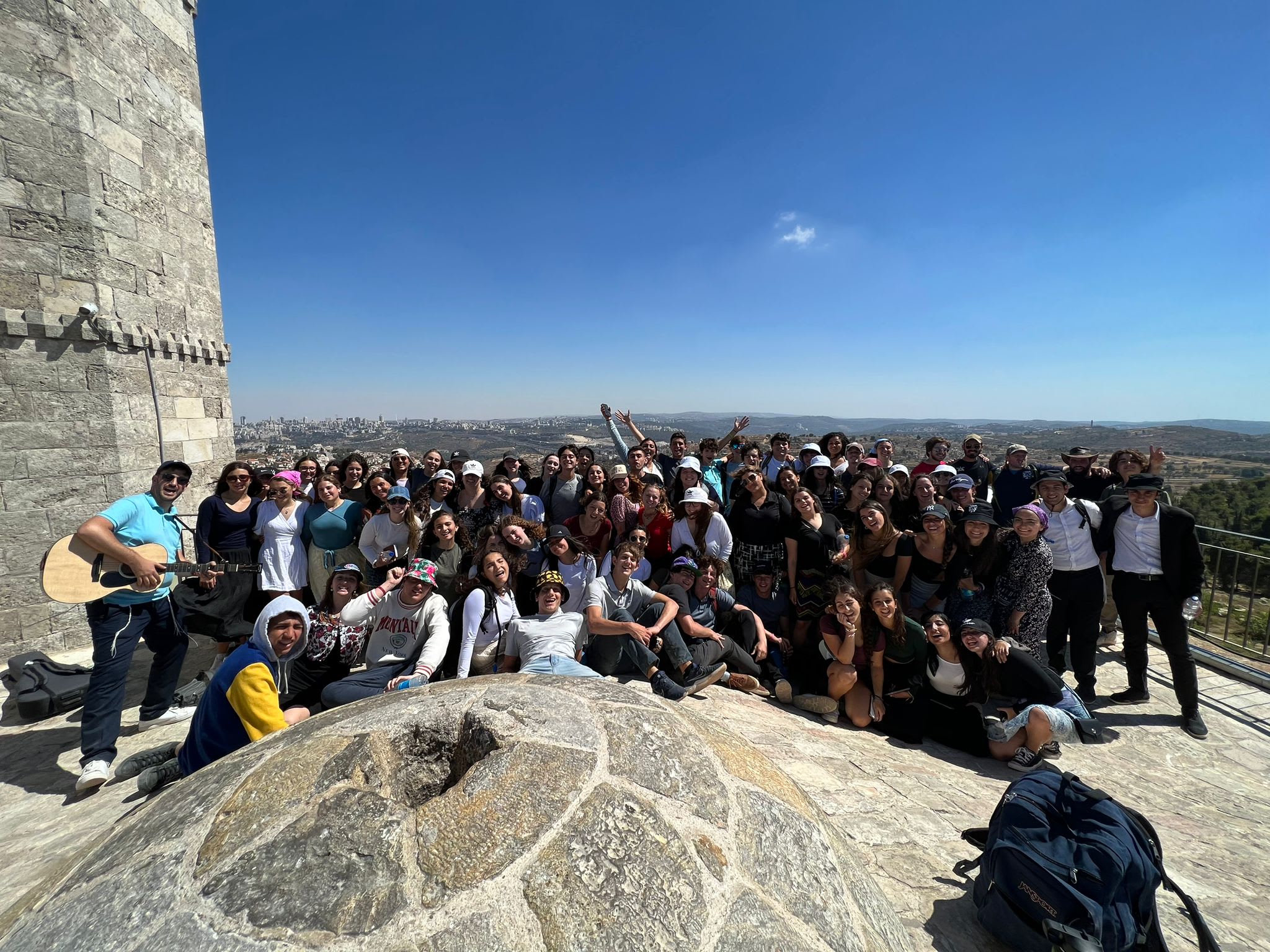 Shevet Glaubach Fellows and NCSYers in Israel