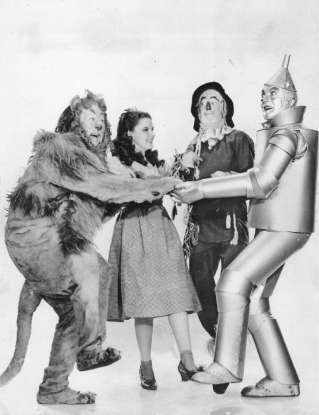 2. What color are Dorothy