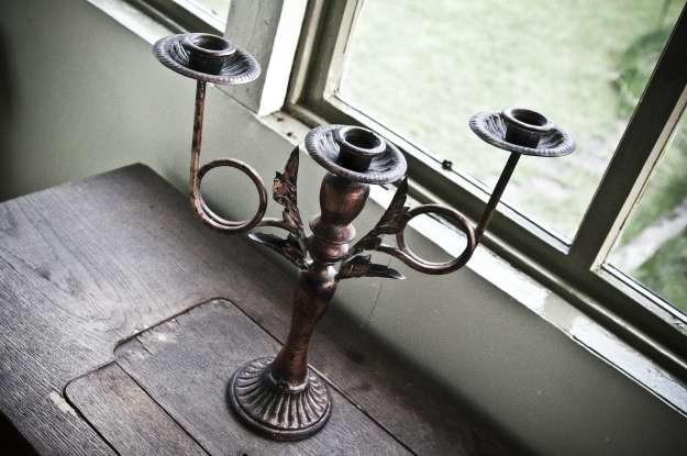 78. Which antique item is this?