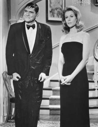 2. Samantha Stephens (Elizabeth Montgomery) twitches her nose to cast a spell in which 60s show?