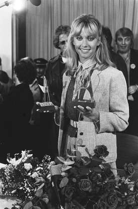 34. Olivia Newton-John plays Sandy Olsson, but who provides the characters singing voice?