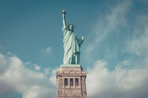 7. Which famous landmark is this?