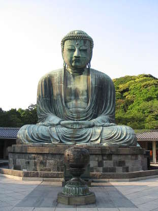 8. Which famous landmark is this?