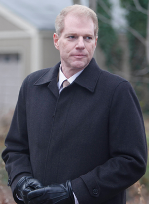 4. Who is the FBI neighbor to the Jennings?