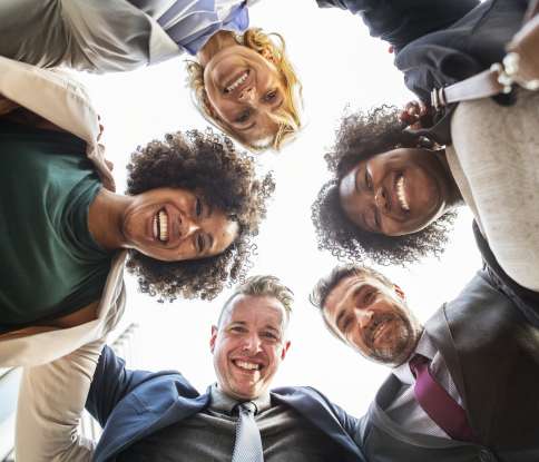 29. What is the correct definition of the millennial term <em>squad goals</em>?
