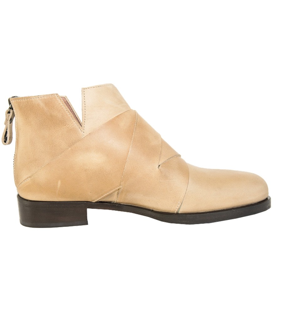 Soam Leather Ankle Boots Soam Leather Ankle Boots