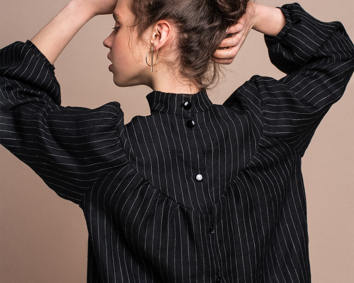 Shop Sustainable Sustainable organic linen blouse