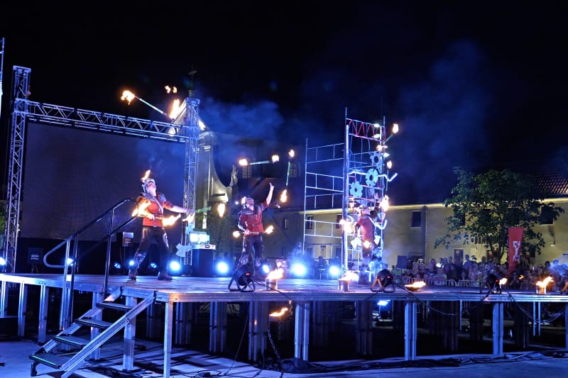 Detonation show 1 – Firelovers