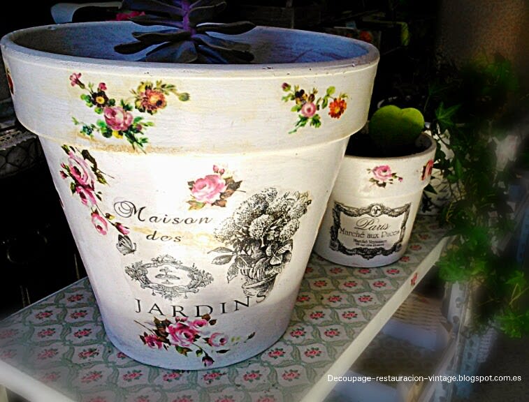 Ejemplo maceta vintage decoupage Ejemplo maceta vintage decoupage