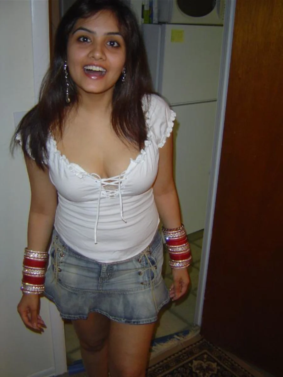 woman seeking man in mumbai