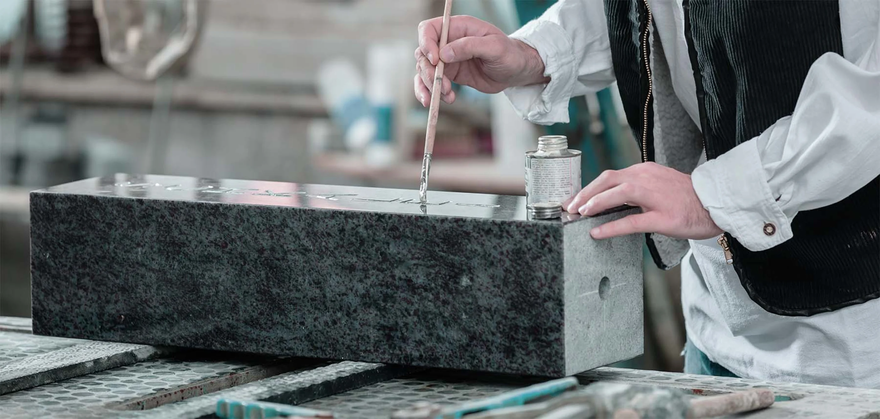 Vi hjælper dig med den helt rigtige gravsten