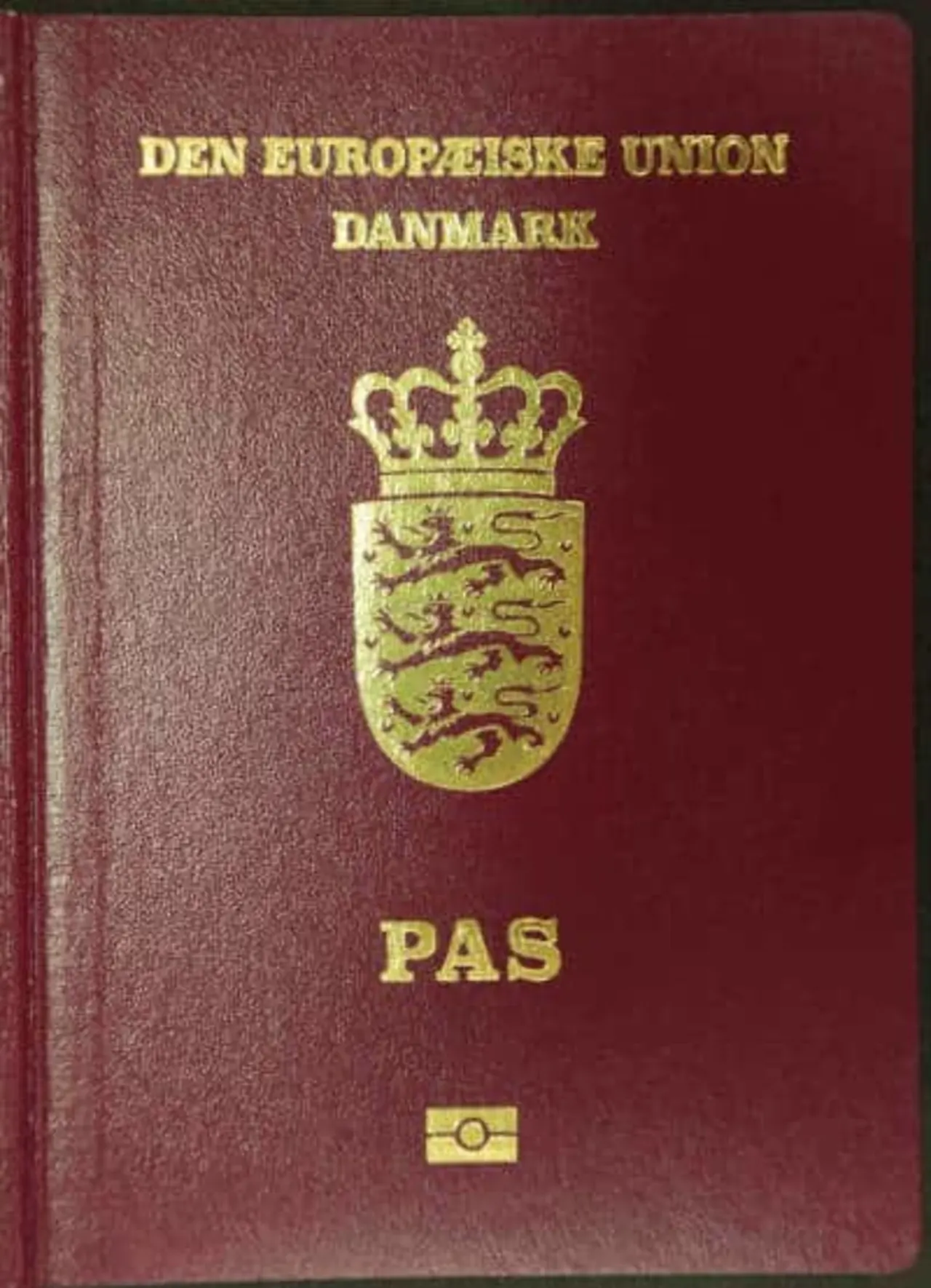 Hvad gør man med afdødes pas?