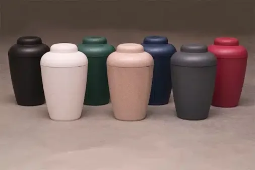 7 urner i forskellige farver