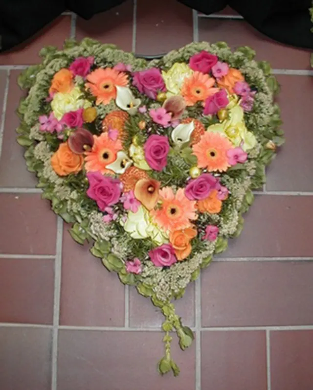 IDE 407 – STORT OASISHJERTE 50 CM – MULTICOLOR I PASTELFARVER