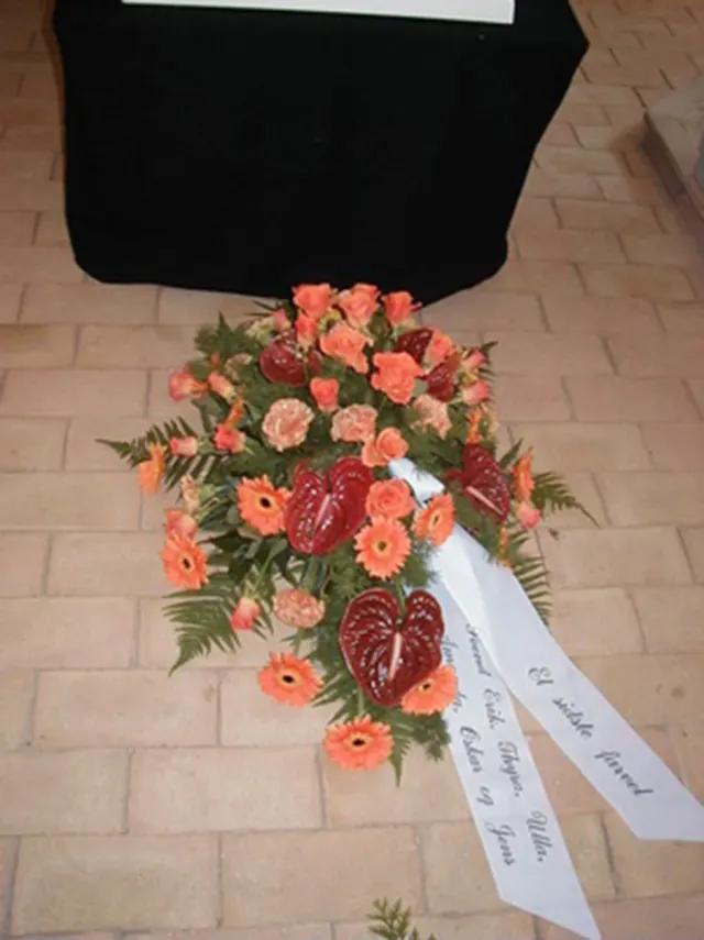 IDE 218 – DEKORATION MED BÅND