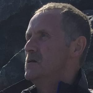 Peder på fisketur ved Bønnerup Strand med Nak.