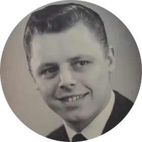 Mindeside for Leif Pedersen