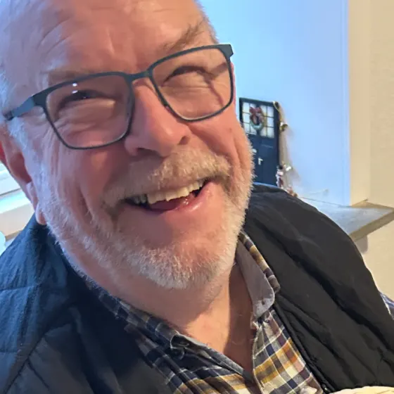 Du var så stolt af at det kun var dig, Valde fandt ro hos den dag. Men man forstår jo godt at han følte sig tryg. Jeres første møde.