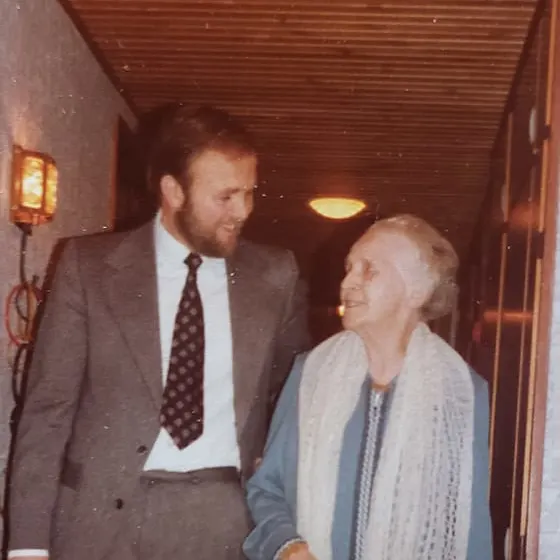 Carsten og Mormor Hinge