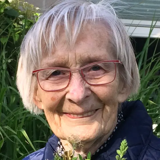 blandt blomster