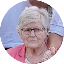 Elisabeth Holt