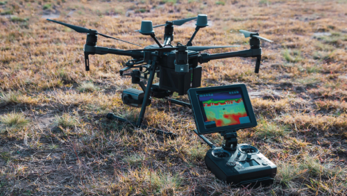 Inspección Industrial con Drones: termografía, efecto corona y operación segura en campo