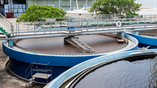  Monitoreo Inteligente de la Calidad del Agua en Plantas de Tratamiento