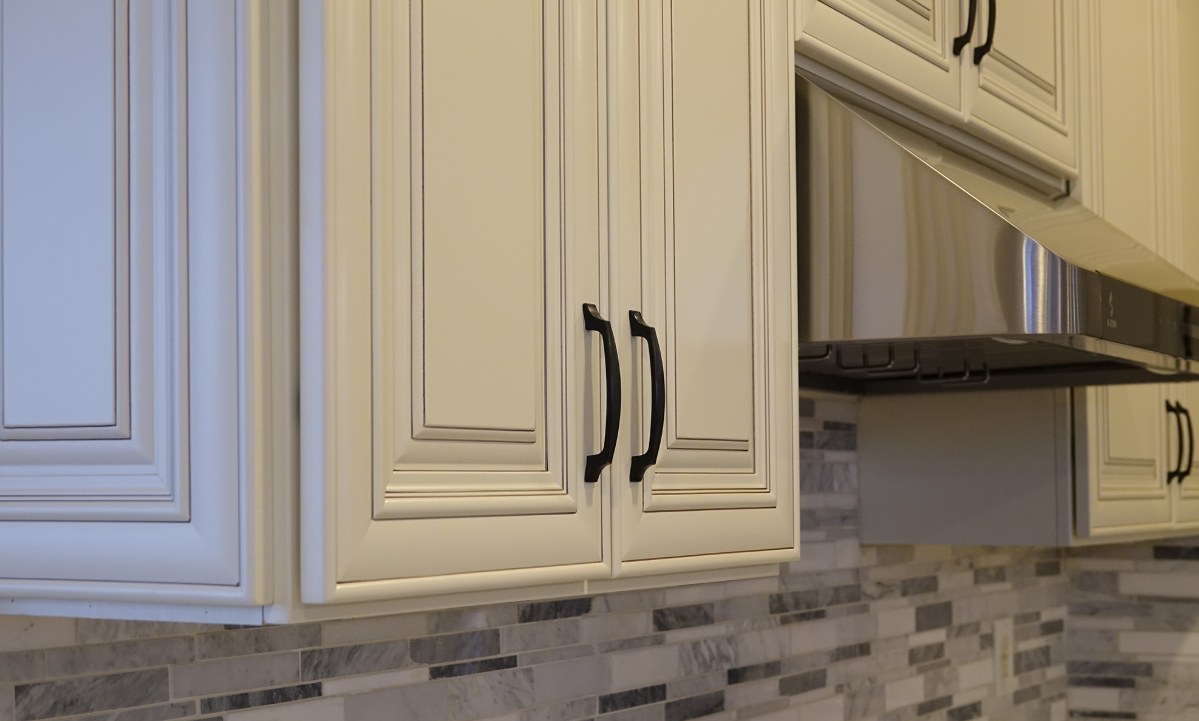 Charleston Antique White