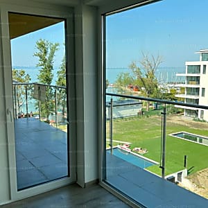Siófok Ezüstparton ÖRÖK PANORÁMÁS lakás eladó #3