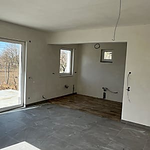 Újépítésű családi ház napelem rendszerrel Balatonszemesen #4