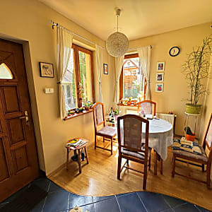 Eladó jó állapotú, kétgenerációs sorház Budaörsön. #16