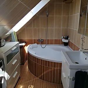 Eladó jó állapotú, kétgenerációs sorház Budaörsön. #7