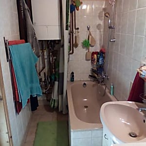 Eladó jó állapotú, kétgenerációs sorház Budaörsön. #19