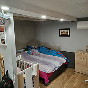 Előszállásáson családi ház + birtok eladó! #8