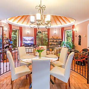  Luxus családi ház saját medencével #8