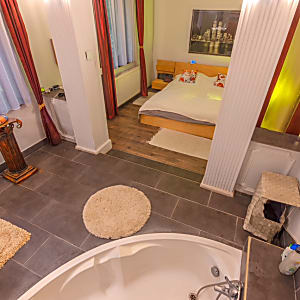  Luxus családi ház saját medencével #9