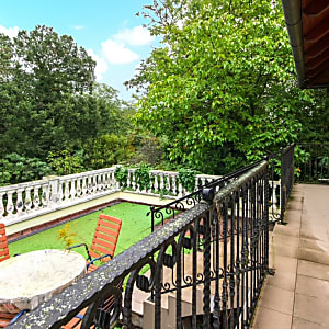  Luxus családi ház saját medencével #2