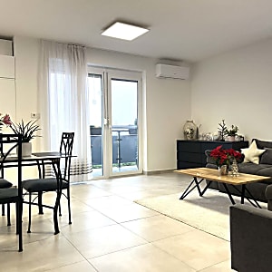 Érd Parkvárosban tetszetős, modern lakás eladó #2