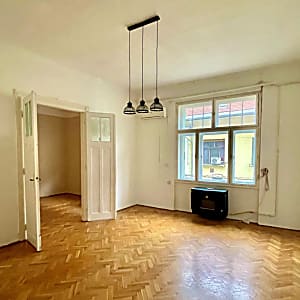 Budapest IX. kerületben, a Bakáts utcában tágas nagypolgári lakás eladó #5