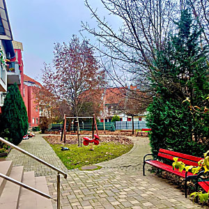 Budapest XX. kerületben nagyon jó állapotú, panorámás téglalakás eladó #9