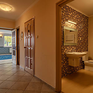 Exkluzív háromszintes villa Szentendre Pismány-hegyén #18