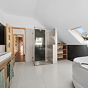 Törökbálint-Tükörhegyen szépen felújított, medencés családi ház eladó #14