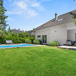 Törökbálint-Tükörhegyen szépen felújított, medencés családi ház eladó #2