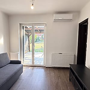 Érden felújított önálló családi ház eladó #2