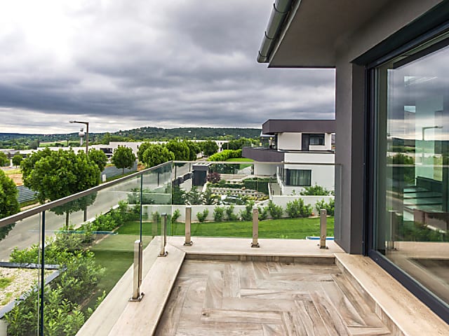 Tükörhegyi luxus ikerház kiadó #18