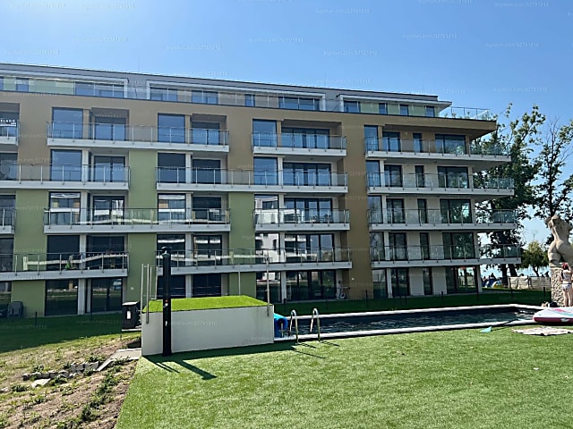 Siófok Ezüstparton ÖRÖK PANORÁMÁS lakás eladó #8