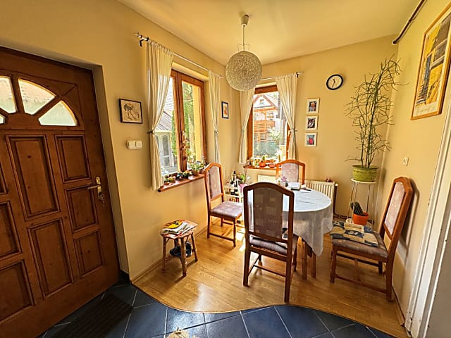 Eladó jó állapotú, kétgenerációs sorház Budaörsön. #16