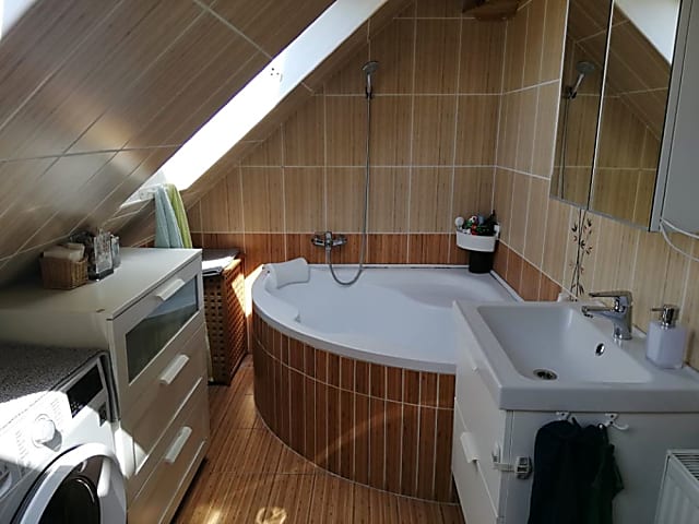 Eladó jó állapotú, kétgenerációs sorház Budaörsön. #7