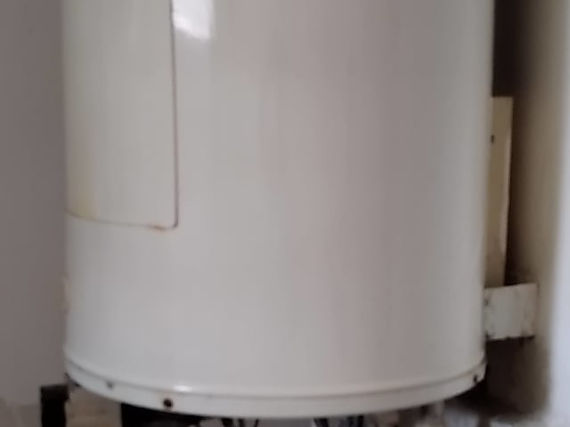 Előszállásáson családi ház + birtok eladó! #13